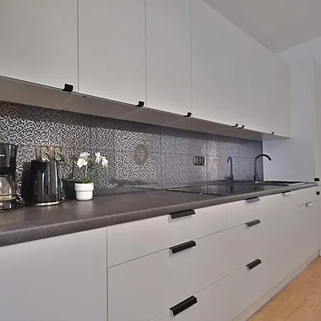 Sunset Apartments - Wyszynskiego - Rodzinne Apartamenty Tuz Obok Parku Zdrojowego Svinoústí